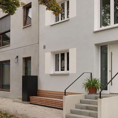 Anderswo Lejlighed *