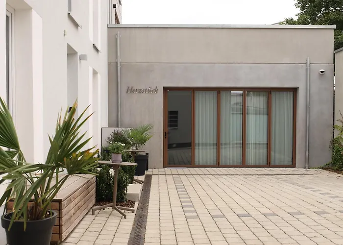 Anderswo Lägenhet *